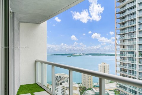 Condo in Miami, Florida, 1 bedroom  № 1377217 - photo 1