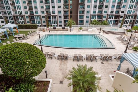 Condominio en venta en Orlando, Florida, 1 dormitorio, 130.06 m2 № 1274505 - foto 2