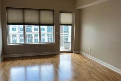 Condominio en venta en Orlando, Florida, 1 dormitorio, 130.06 m2 № 1274505 - foto 12