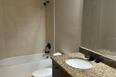 Condominio en venta en Orlando, Florida, 1 dormitorio, 130.06 m2 № 1274505 - foto 17