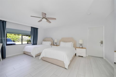 Hotel en venta en Fort Lauderdale, Florida № 1378913 - foto 12