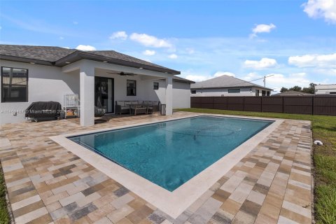 Casa en venta en Cape Coral, Florida, 3 dormitorios, 153.85 m2 № 1002190 - foto 29