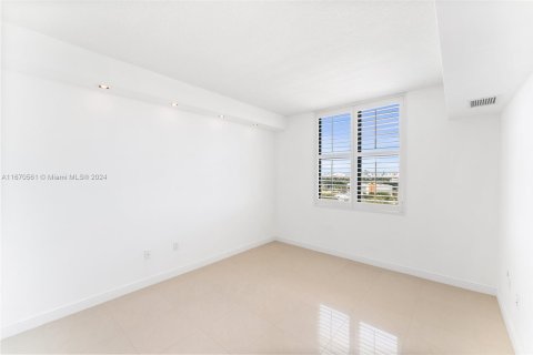 Condominio en venta en Coral Gables, Florida, 2 dormitorios, 100.71 m2 № 1389706 - foto 16