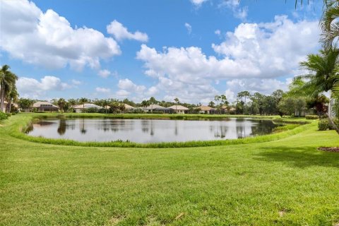 House in Venice, Florida 3 bedrooms, 206.43 sq.m. № 1392083 - photo 23