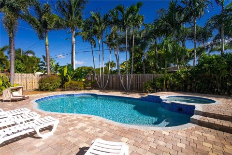 Villa ou maison à louer à Dania Beach, Floride: 5 chambres, 185.8 m2 № 279167 - photo 24