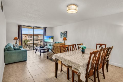 Condominio en venta en Lauderdale Lakes, Florida, 2 dormitorios, 93.83 m2 № 914248 - foto 8