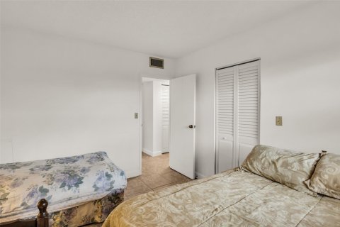 Copropriété à vendre à Lauderdale Lakes, Floride: 2 chambres, 93.83 m2 № 914248 - photo 21