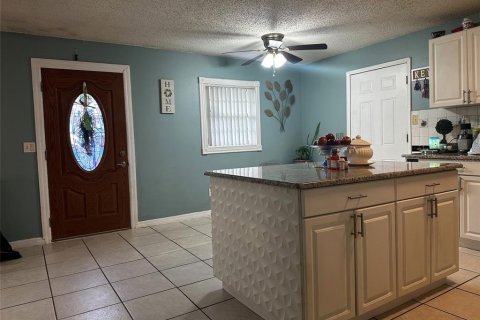 Casa en venta en Tampa, Florida, 3 dormitorios, 109.25 m2 № 1347106 - foto 4