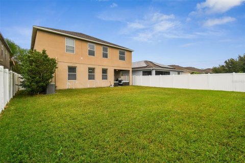 House in Tampa, Florida 5 bedrooms, 317.35 sq.m. № 852445 - photo 7