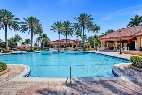 Villa ou maison à vendre à Miramar, Floride: 4 chambres, 214.98 m2 № 1207437 - photo 7