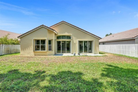 Villa ou maison à vendre à Miramar, Floride: 4 chambres, 214.98 m2 № 1207437 - photo 15