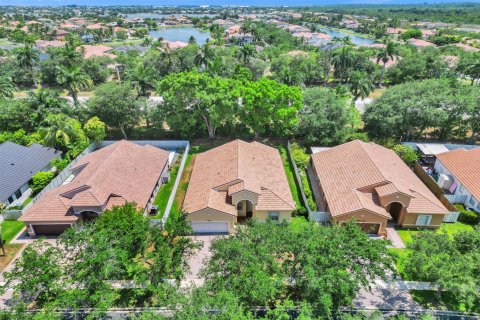 Villa ou maison à vendre à Miramar, Floride: 4 chambres, 214.98 m2 № 1207437 - photo 12