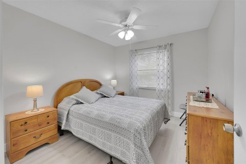 Condominio en venta en Boynton Beach, Florida, 3 dormitorios, 127.65 m2 № 996135 - foto 12