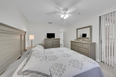 Condo in Boynton Beach, Florida, 3 bedrooms  № 996135 - photo 26