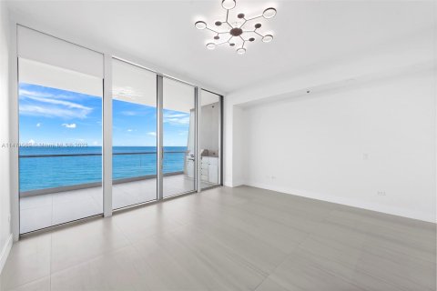 Condo in Sunny Isles Beach, Florida, 3 bedrooms  № 783667 - photo 26