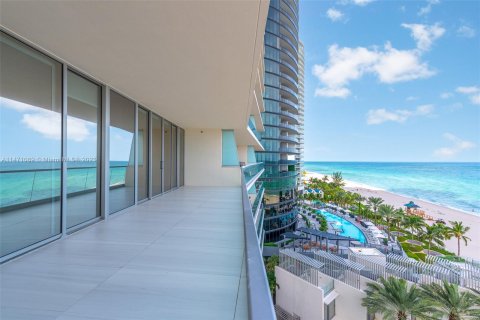 Condo in Sunny Isles Beach, Florida, 3 bedrooms  № 783667 - photo 29