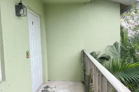 Condominio en venta en Lake Worth, Florida, 2 dormitorios, 93.55 m2 № 1210418 - foto 10