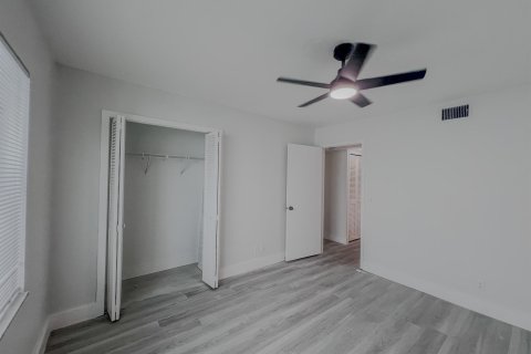Condominio en venta en Lake Worth, Florida, 2 dormitorios, 93.55 m2 № 1210418 - foto 4