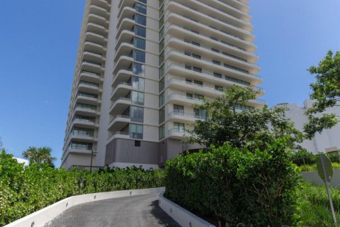 Condominio en venta en West Palm Beach, Florida, 3 dormitorios, 293.39 m2 № 734681 - foto 10