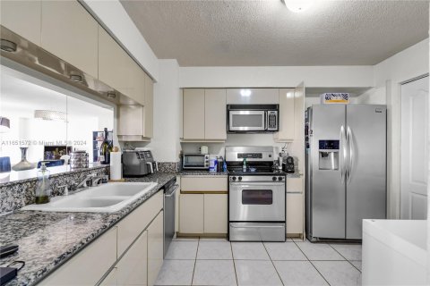 Copropriété à vendre à Miami Beach, Floride: 2 chambres, 121.7 m2 № 1345838 - photo 5