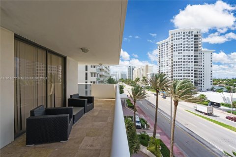 Condominio en venta en Miami Beach, Florida, 2 dormitorios, 121.7 m2 № 1345838 - foto 22