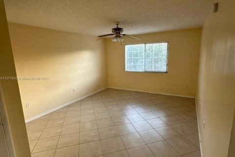 Copropriété à vendre à Coconut Creek, Floride: 2 chambres, 115.76 m2 № 1128521 - photo 30