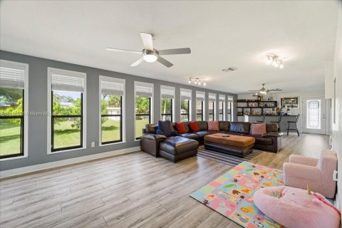 Casa en venta en Clewiston, Florida, 4 dormitorios, 275.64 m2 № 841257 - foto 9