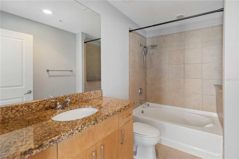 Condominio en venta en Orlando, Florida, 1 dormitorio, 66.43 m2 № 1084883 - foto 17