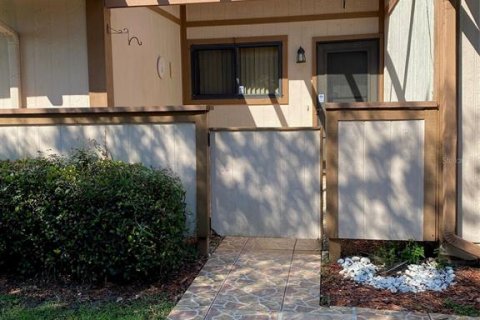 Townhouse in Orlando, Florida 2 bedrooms, 113.34 sq.m. № 1370986 - photo 2