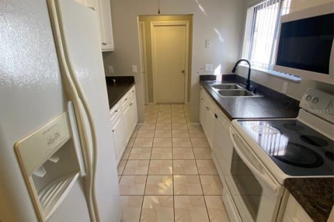 Adosado en venta en Orlando, Florida, 2 dormitorios, 113.34 m2 № 1370986 - foto 9