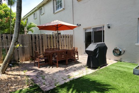 Townhouse in Miami, Florida 3 bedrooms, 144.74 sq.m. № 1345472 - photo 20