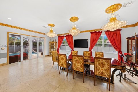 Casa en venta en Hollywood, Florida, 5 dormitorios, 414.72 m2 № 1410404 - foto 7