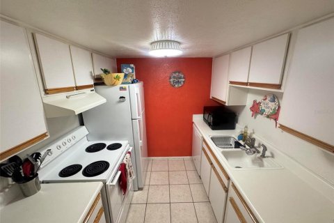 Condominio en venta en Saint Petersburg, Florida, 1 dormitorio, 73.11 m2 № 1395313 - foto 13