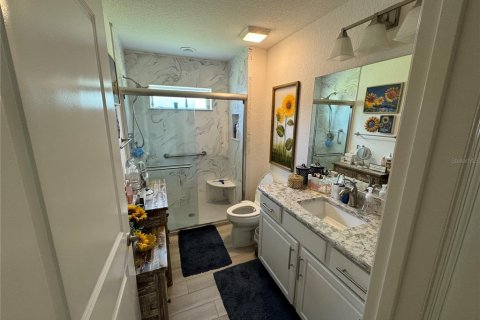 Casa en venta en Oxford, Florida, 4 dormitorios, 185.99 m2 № 1395318 - foto 8