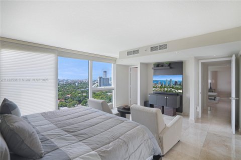 Condo in Miami, Florida, 2 bedrooms  № 653843 - photo 14