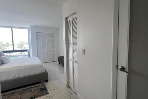 Copropriété à vendre à Hollywood, Floride: 1 chambre, 79.71 m2 № 1103222 - photo 10