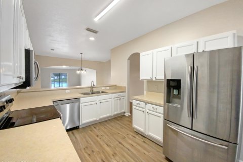 Duplex in Jacksonville, Florida 3 bedrooms, 150.04 sq.m. № 801517 - photo 8