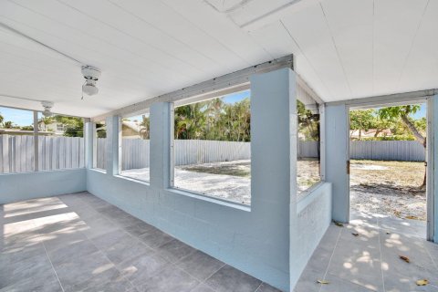 House in Fort Lauderdale, Florida 2 bedrooms, 80.82 sq.m. № 1221463 - photo 12