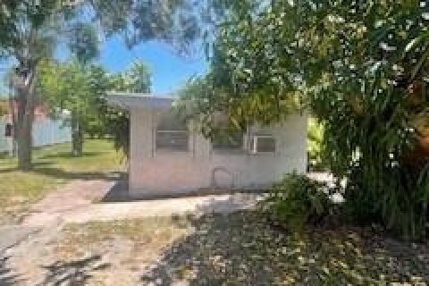 House in Delray Beach, Florida 2 bedrooms, 61.32 sq.m. № 1221464 - photo 1
