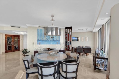 Condo in Aventura, Florida, 3 bedrooms  № 1079936 - photo 14