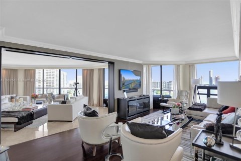 Condo in Aventura, Florida, 3 bedrooms  № 1079936 - photo 6