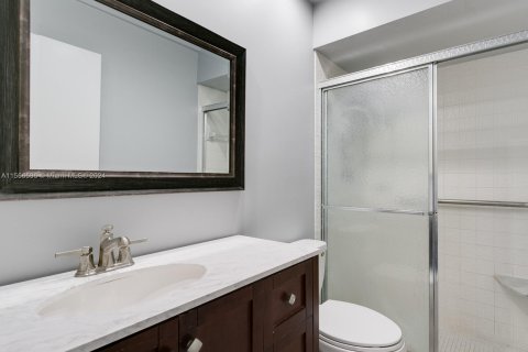 Condominio en venta en Lake Worth, Florida, 2 dormitorios, 87.42 m2 № 1103780 - foto 17