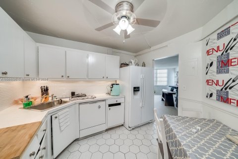 Copropriété à vendre à Aventura, Floride: 1 chambre, 81.1 m2 № 1103779 - photo 20