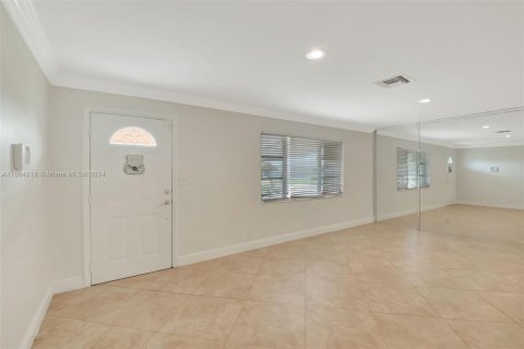 House in Boynton Beach, Florida 2 bedrooms, 141.58 sq.m. № 1389624 - photo 5