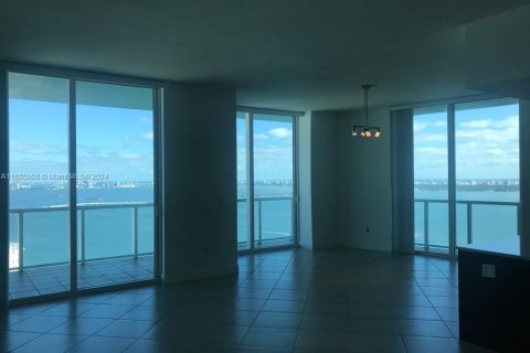 Condo in Miami, Florida, 3 bedrooms  № 1358582 - photo 6