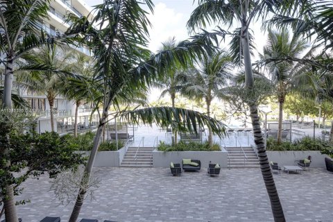 Copropriété à vendre à Aventura, Floride: 2 chambres, 102.94 m2 № 310656 - photo 2