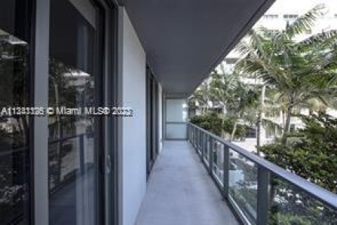 Condominio en venta en Aventura, Florida, 2 dormitorios, 102.94 m2 № 310656 - foto 12