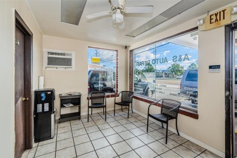 Immobilier commercial à vendre à Holiday, Floride: 297.29 m2 № 1247655 - photo 7