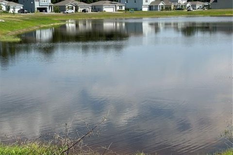 House in Davenport, Florida 4 bedrooms, 194.17 sq.m. № 1255594 - photo 15