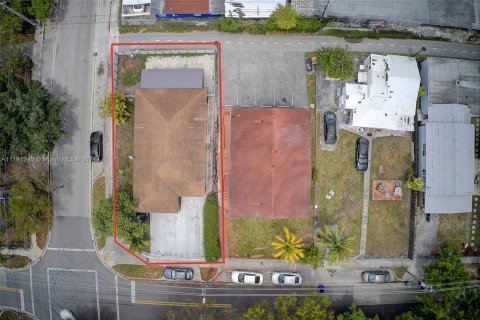 Купить земельный участок в Майами, Флорида № 1119168 - фото 3